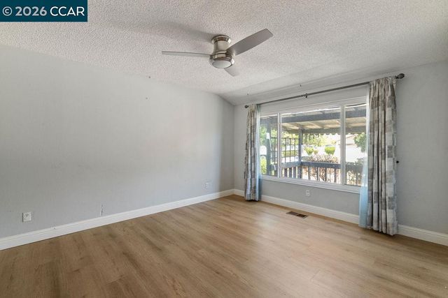 1913 Teresa Ln, Oakley, CA 94561
