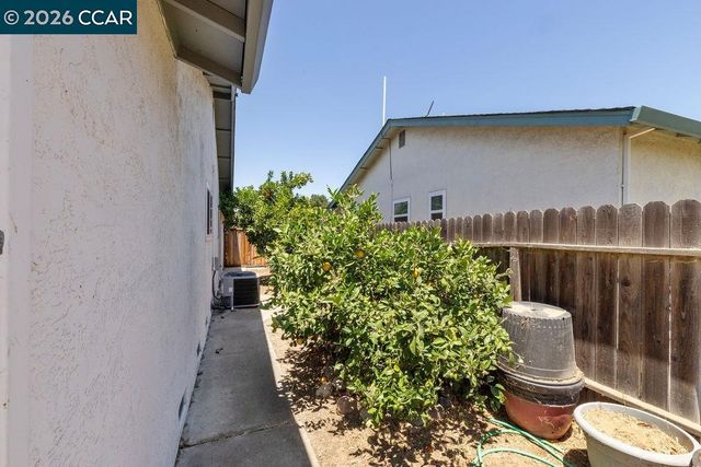 1913 Teresa Ln, Oakley, CA 94561