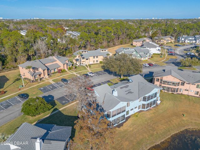 126 Blue Heron Dr Unit B, Daytona Beach, FL 32119