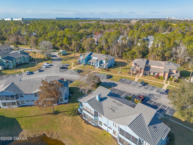 126 Blue Heron Dr Unit B, Daytona Beach, FL 32119
