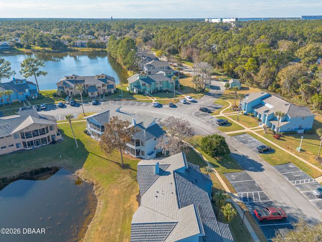 126 Blue Heron Dr Unit B, Daytona Beach, FL 32119