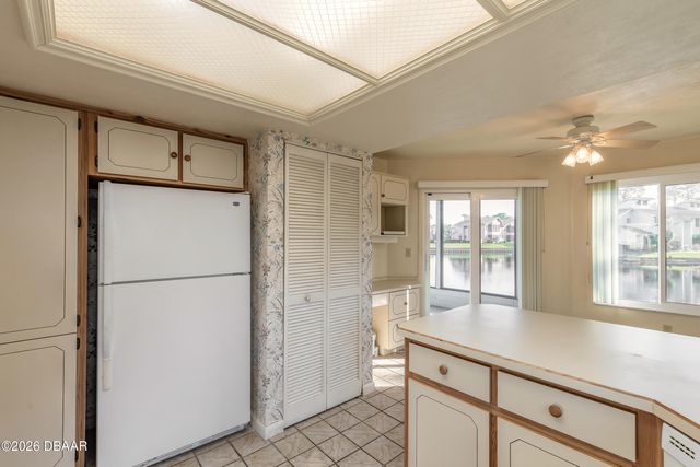 126 Blue Heron Dr Unit B, Daytona Beach, FL 32119