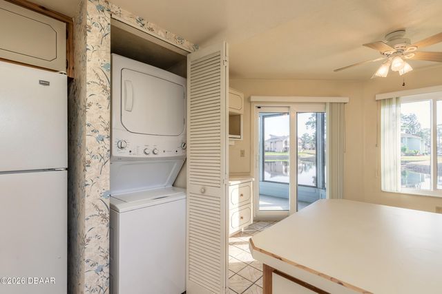 126 Blue Heron Dr Unit B, Daytona Beach, FL 32119