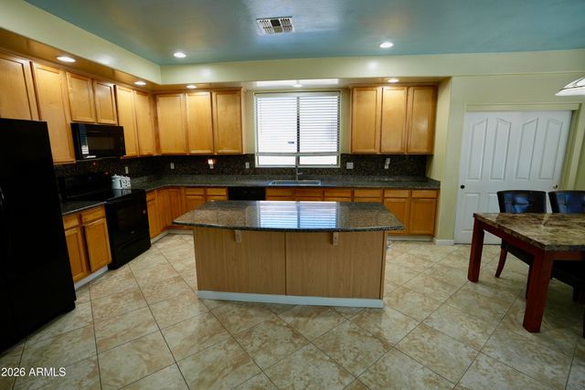 6015 N 133RD Drive, Litchfield Park, AZ 85340