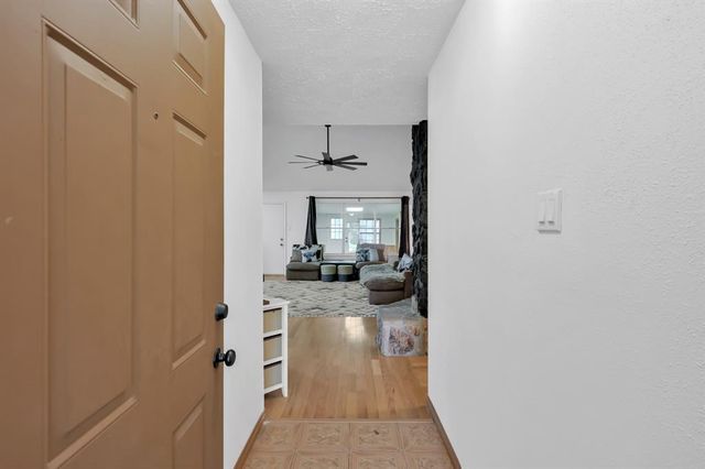 9918 Loch Dane Drive, Houston, TX 77070
