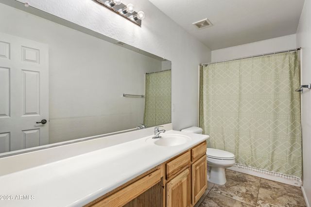 2538 E MINE CREEK Road, Phoenix, AZ 85024