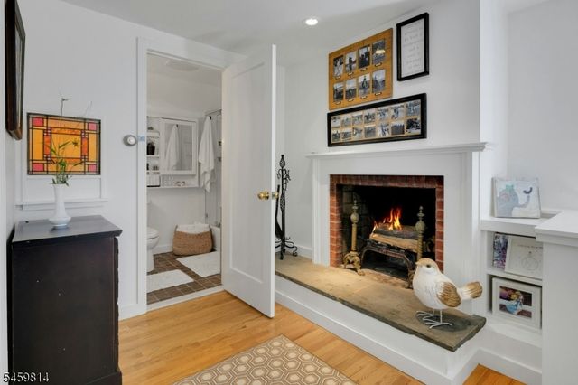 4 E Main St, Mendham Twp., NJ 07945
