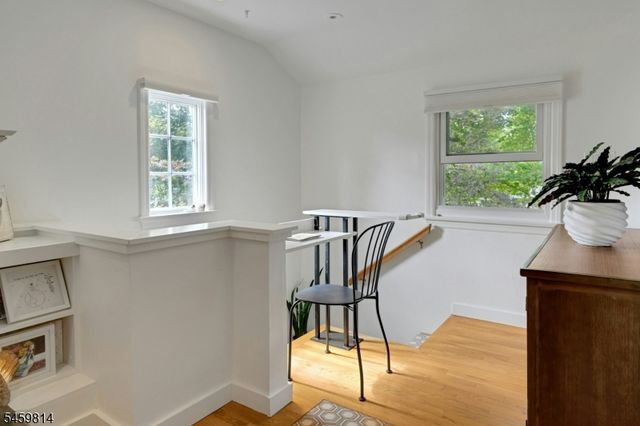 4 E Main St, Mendham Twp., NJ 07945