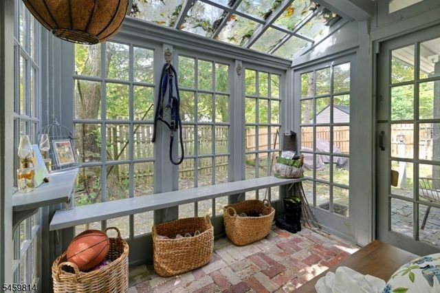 4 E Main St, Mendham Twp., NJ 07945