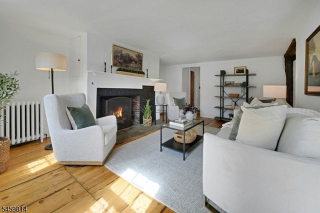 4 E Main St, Mendham Twp., NJ 07945