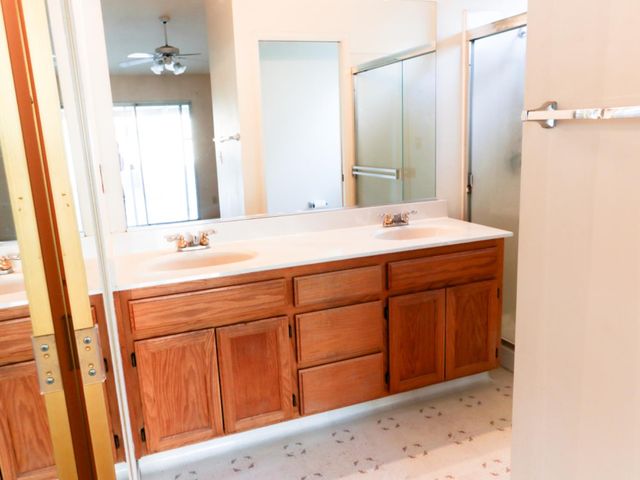 2013 Khatri Ct, Riverbank, CA 95367