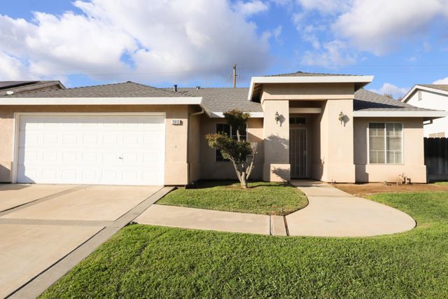 2013 Khatri Ct, Riverbank, CA 95367