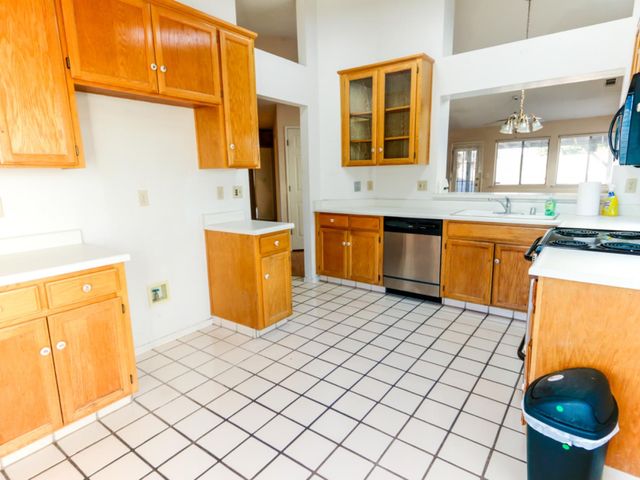 2013 Khatri Ct, Riverbank, CA 95367