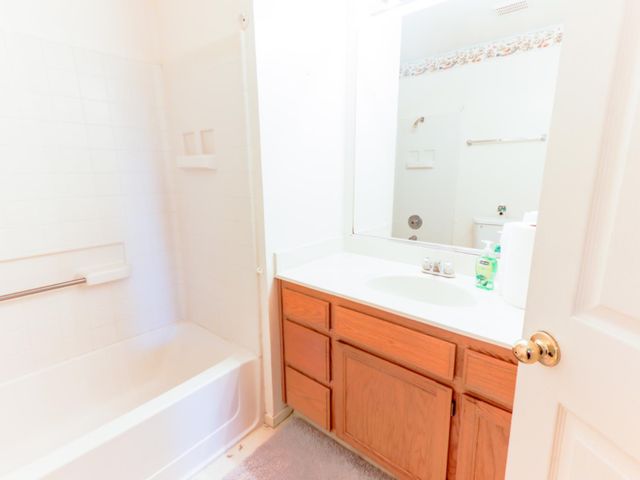 2013 Khatri Ct, Riverbank, CA 95367