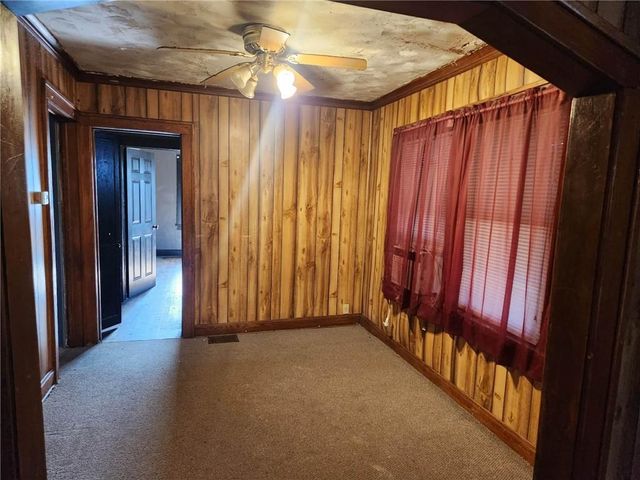 4919 E 39th Street, Kansas City, MO 64128