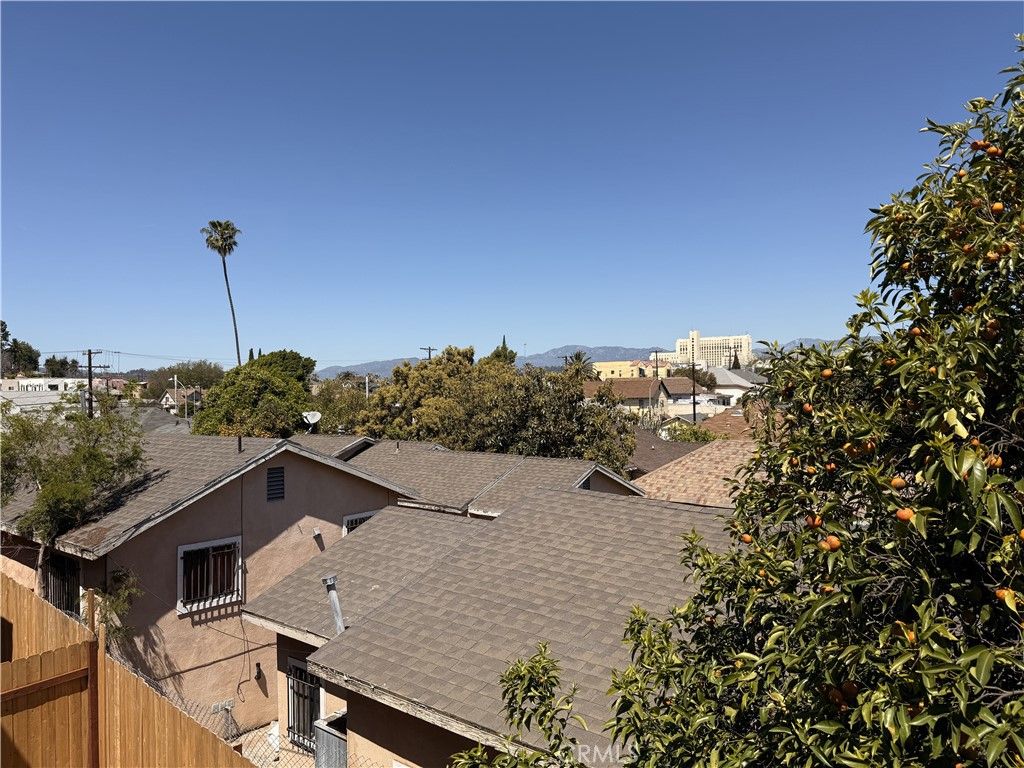 Image 36 of property listing at 357 Cornwell, Los Angeles, CA 90033