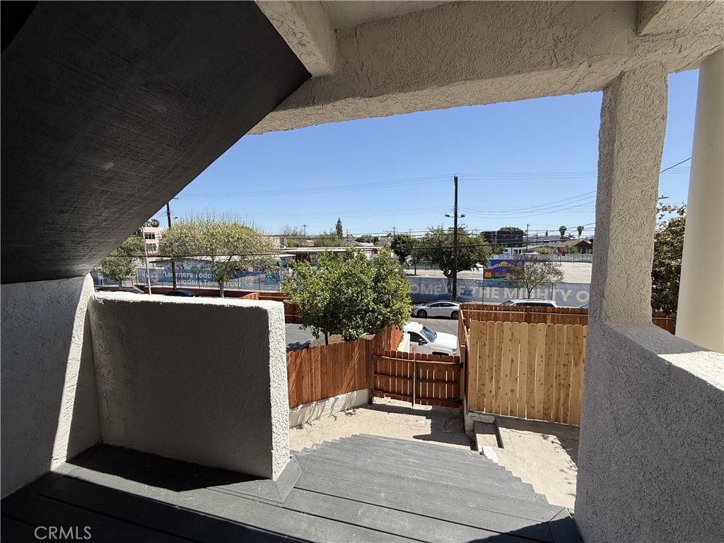 Image 37 of property listing at 357 Cornwell, Los Angeles, CA 90033