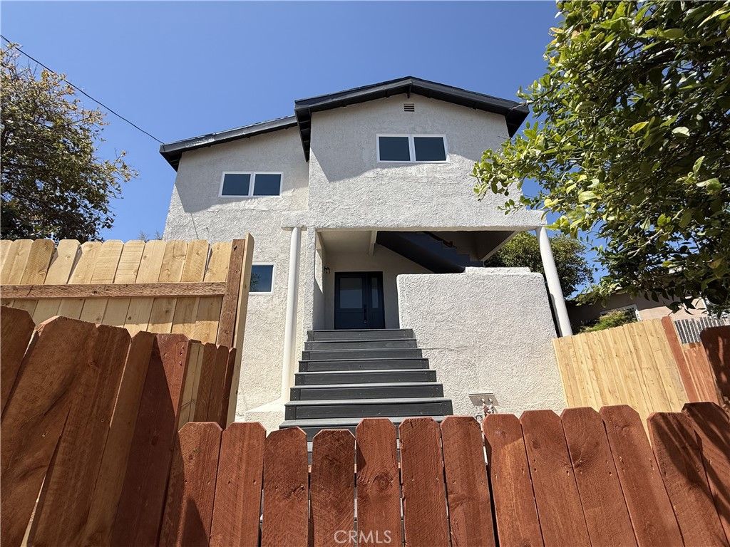Image 38 of property listing at 357 Cornwell, Los Angeles, CA 90033