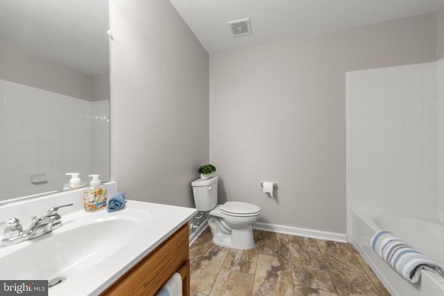 107 NORWICH CT, Stephens City, VA 22655