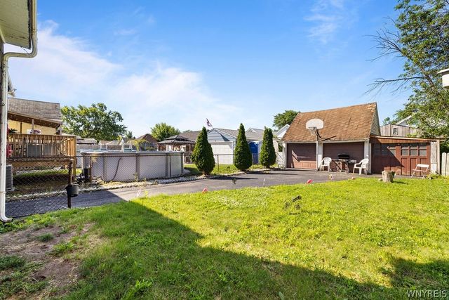 64 Henrietta Avenue, Buffalo, NY 14207