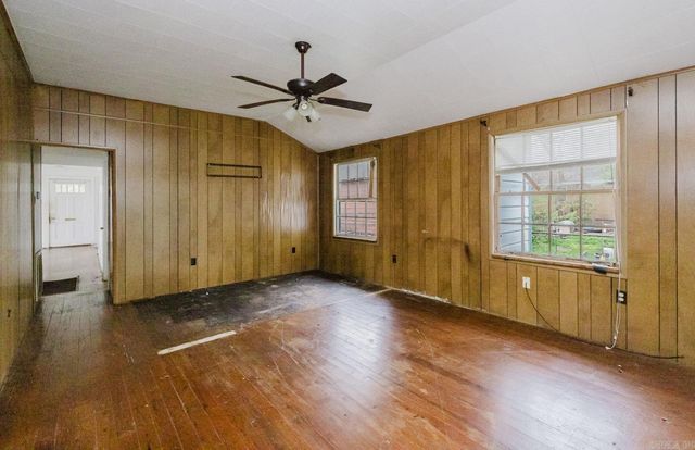 618 W 35 th Street, North Little Rock, AR 72118