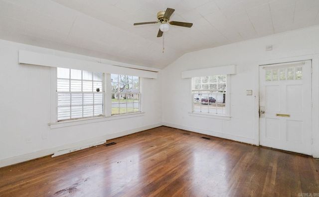 618 W 35 th Street, North Little Rock, AR 72118