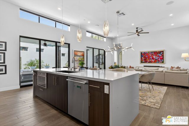 1320 Woodward Way, Palm Springs, CA 92262