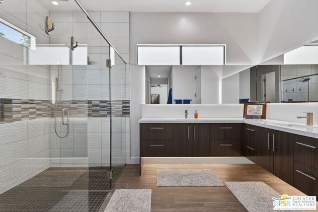 1320 Woodward Way, Palm Springs, CA 92262