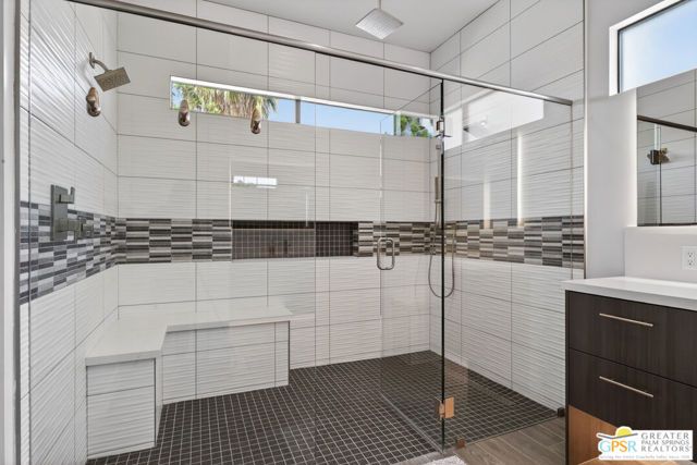 1320 Woodward Way, Palm Springs, CA 92262