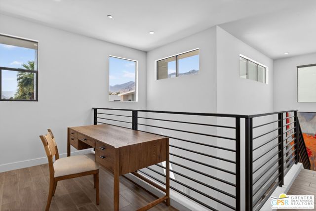 1320 Woodward Way, Palm Springs, CA 92262