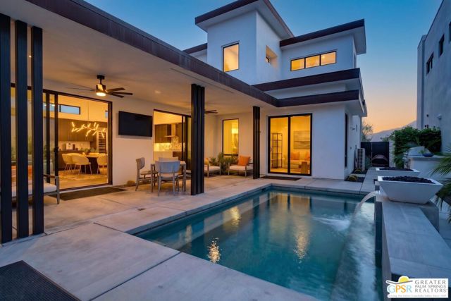 1320 Woodward Way, Palm Springs, CA 92262