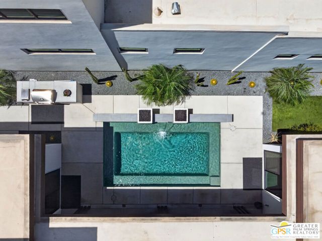 1320 Woodward Way, Palm Springs, CA 92262