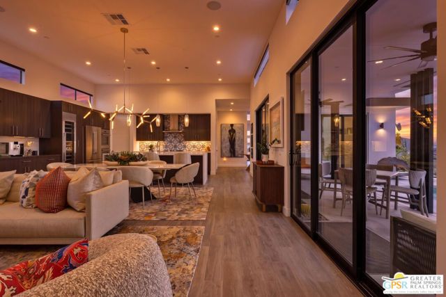 1320 Woodward Way, Palm Springs, CA 92262