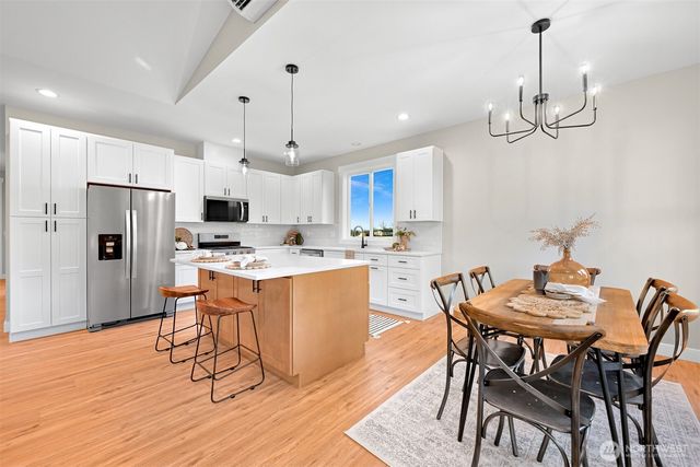 1012 Night Hawk Way, Everson, WA 98247