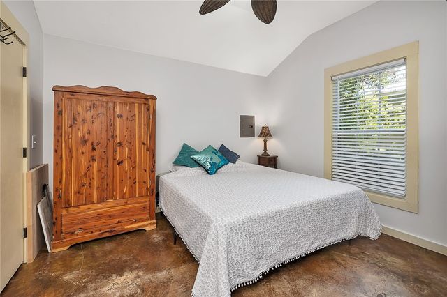 3 Stewart Ave, St Simons Island, GA 31522