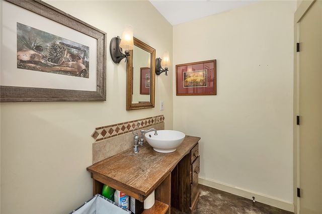 3 Stewart Ave, St Simons Island, GA 31522