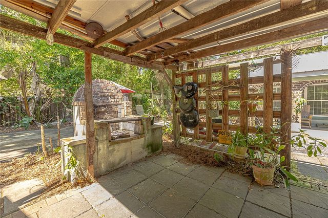 3 Stewart Ave, St Simons Island, GA 31522