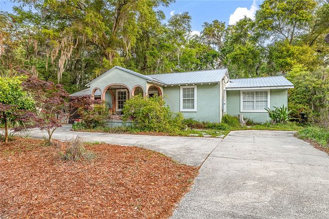 3 Stewart Ave, St Simons Island, GA 31522