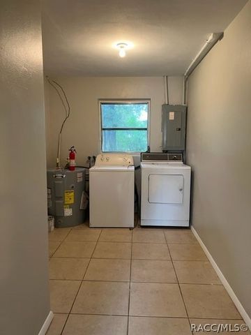 13 S Washington Street, Beverly Hills, FL 34465