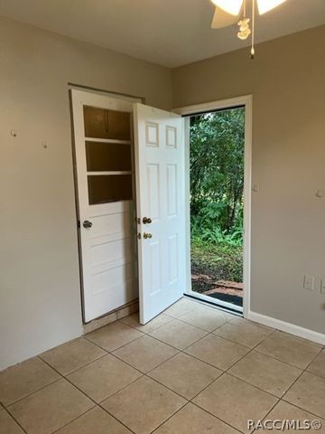 13 S Washington Street, Beverly Hills, FL 34465