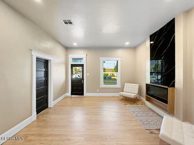 3006 Findley Avenue, El Paso, TX 79905