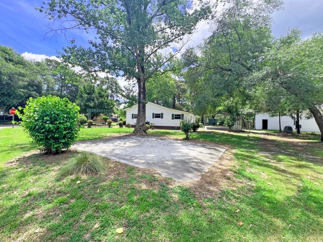 113 Winter Street, Eutawville, SC 29048