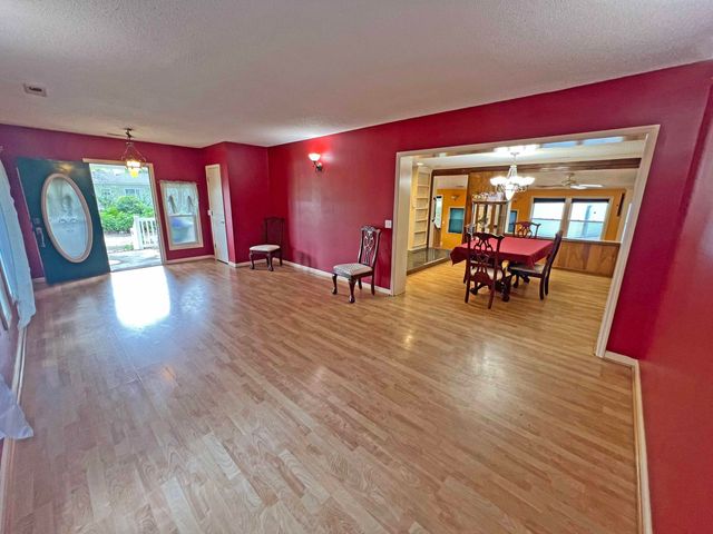113 Winter Street, Eutawville, SC 29048