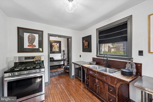105 ROCK GLEN RD, Wynnewood, PA 19096