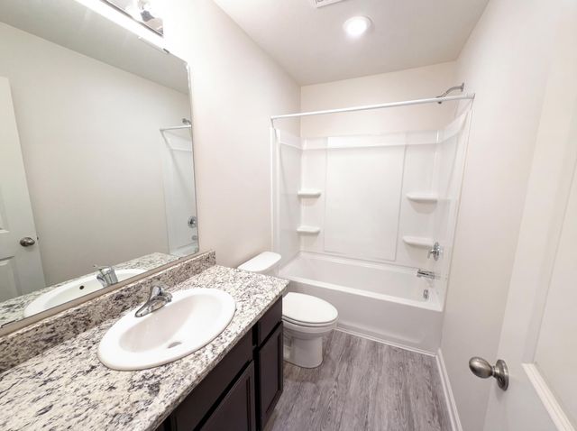 1093 Sunset Avenue, Montrose, MN 55363