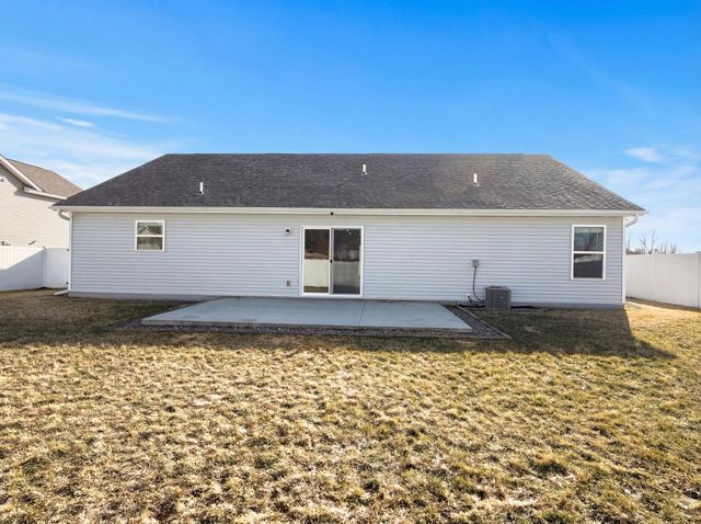 1093 Sunset Avenue, Montrose, MN 55363