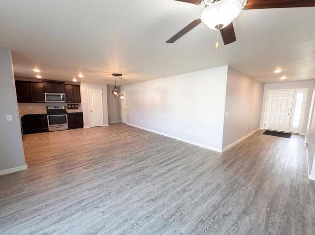 1093 Sunset Avenue, Montrose, MN 55363