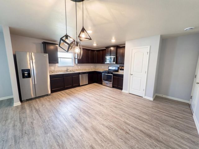 1093 Sunset Avenue, Montrose, MN 55363