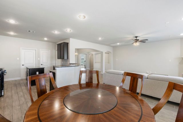 2819 Bradbury Hills Drive, Spring, TX 77373