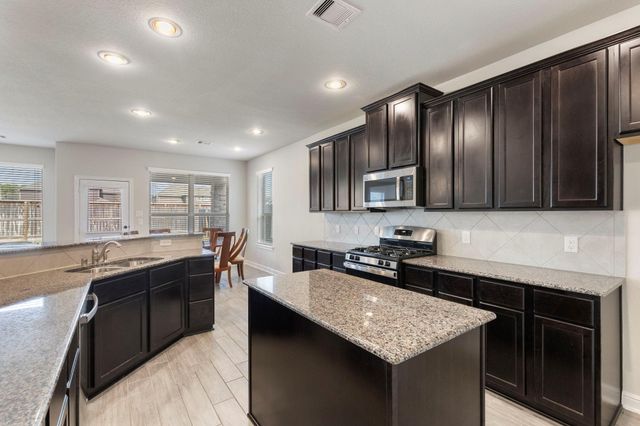 2819 Bradbury Hills Drive, Spring, TX 77373